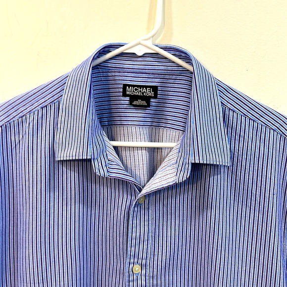 Michael Kors long sleeve button down shirt 
100% Cotton Size XL - Picture 1 of 7